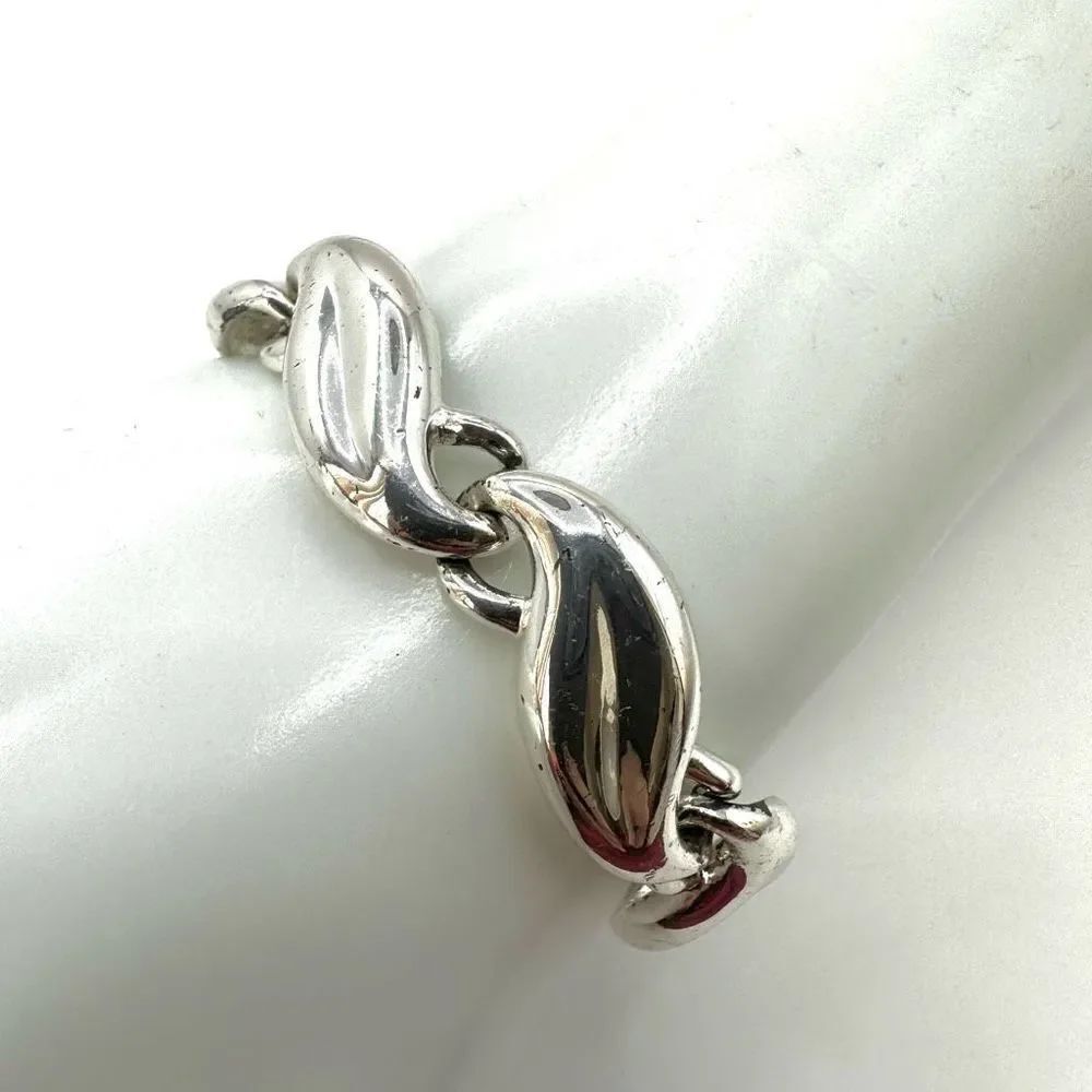 Silver tone link bracelet